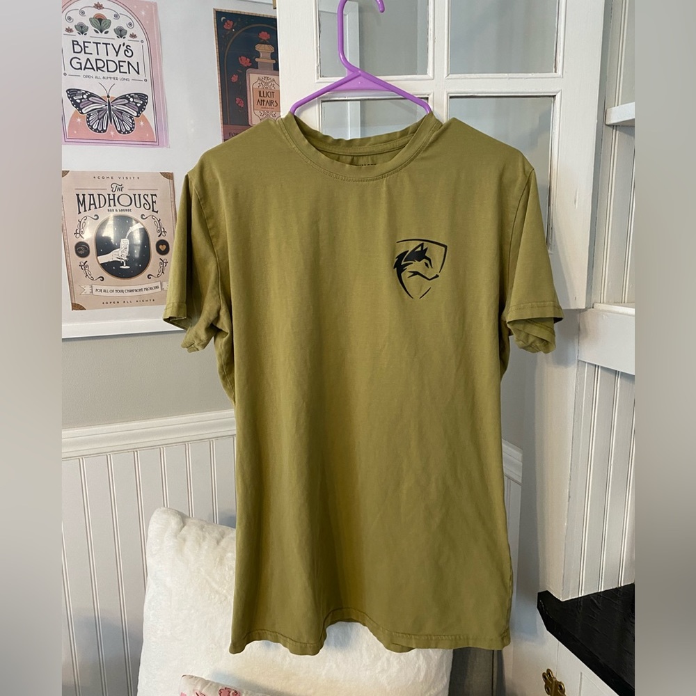 Alphalete Tshirt, men’s medium